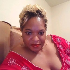 Meet your Posher, Edrise